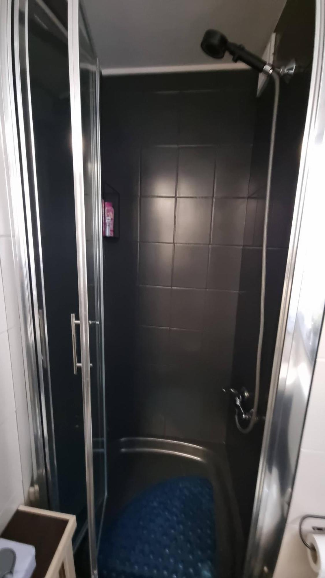 Studio Apartman 404-401 Вуковар Экстерьер фото